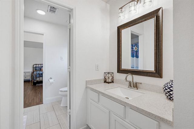 703 Waters Edge, Keller, TX 76248