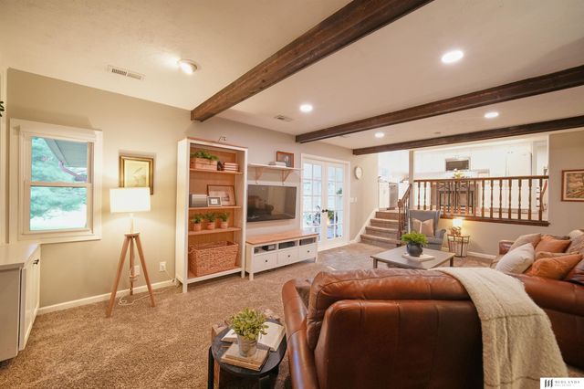 3505 Leawood Drive, Bellevue, NE 68123