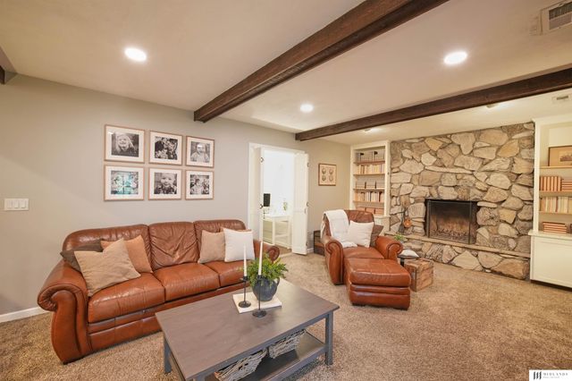 3505 Leawood Drive, Bellevue, NE 68123
