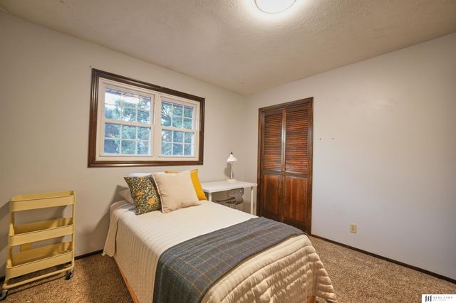 3505 Leawood Drive, Bellevue, NE 68123