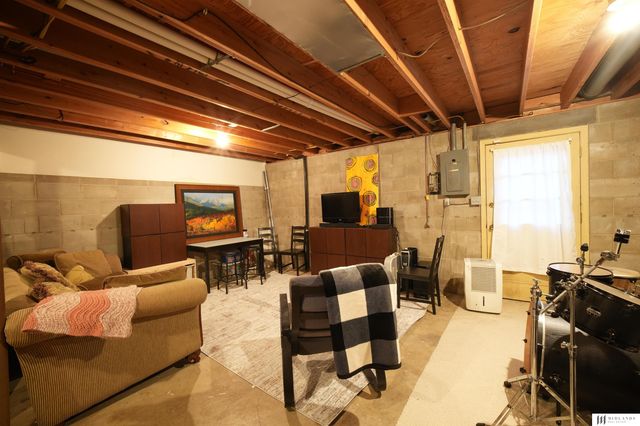 3505 Leawood Drive, Bellevue, NE 68123