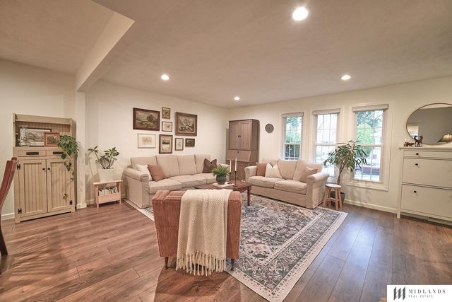 3505 Leawood Drive, Bellevue, NE 68123