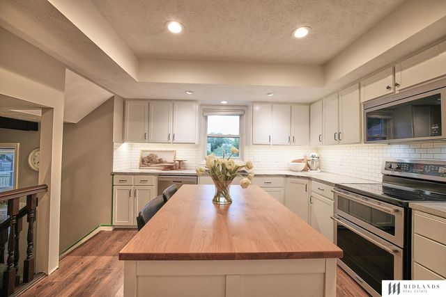 3505 Leawood Drive, Bellevue, NE 68123