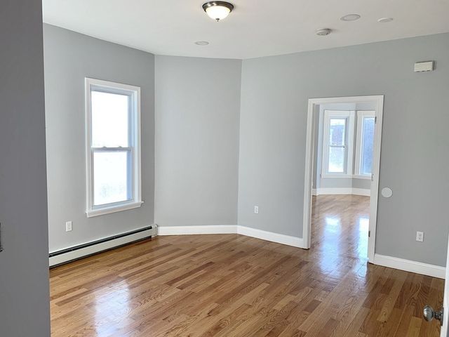 107 Chelsea St 2, Boston, MA 02128