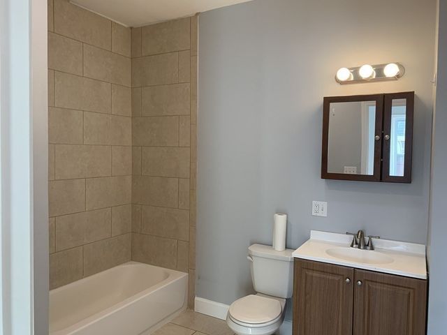 107 Chelsea St 2, Boston, MA 02128