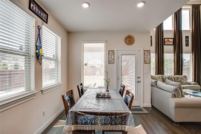 508 Middle Brook DR, Leander, TX 78641