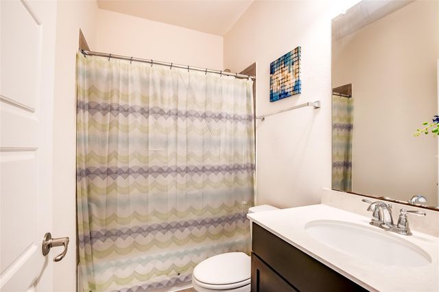 508 Middle Brook DR, Leander, TX 78641