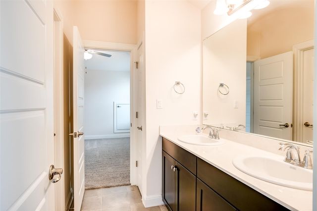 508 Middle Brook DR, Leander, TX 78641