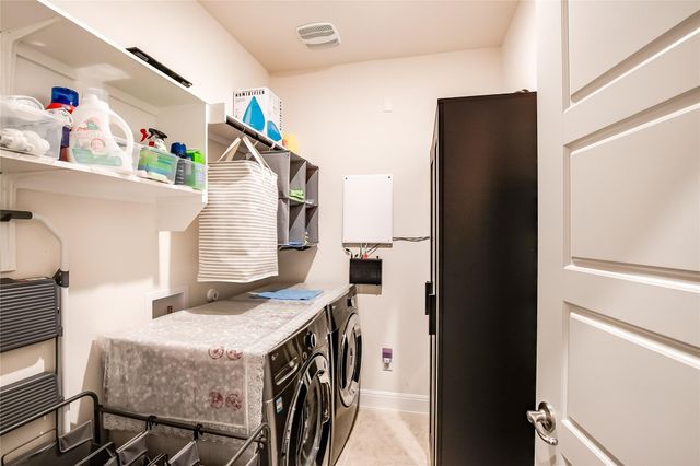 508 Middle Brook DR, Leander, TX 78641