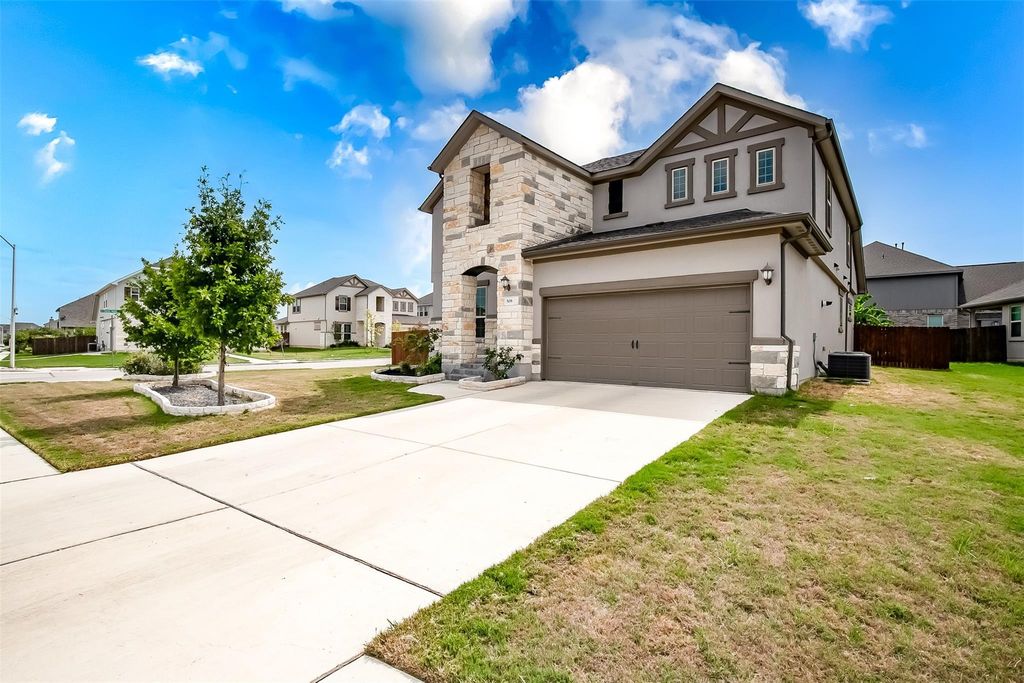 508 Middle Brook DR, Leander, TX 78641