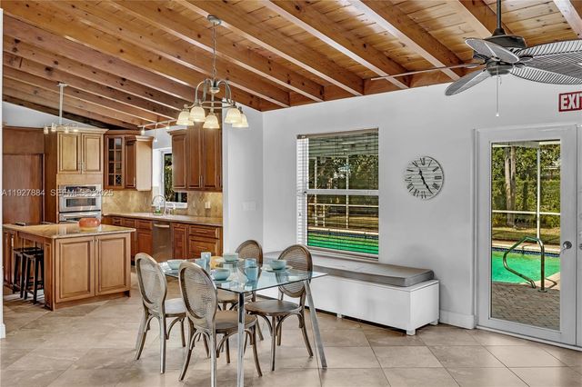 3437 Buchanan St, Hollywood, FL 33021