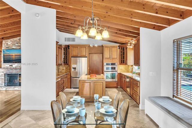 3437 Buchanan St, Hollywood, FL 33021