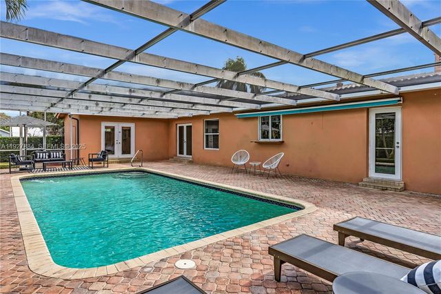 3437 Buchanan St, Hollywood, FL 33021