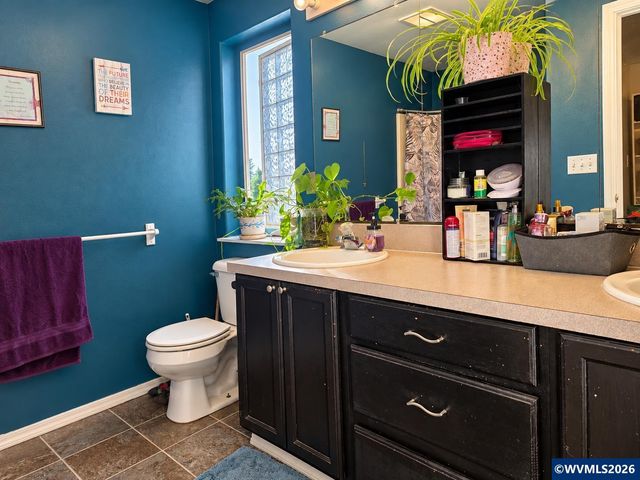 1100 SE Lincoln Ct, Aumsville, OR 97325