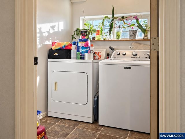 1100 SE Lincoln Ct, Aumsville, OR 97325