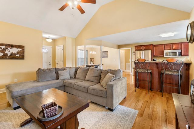 196 Thoroughbred Drive NW, Cleveland, TN 37312