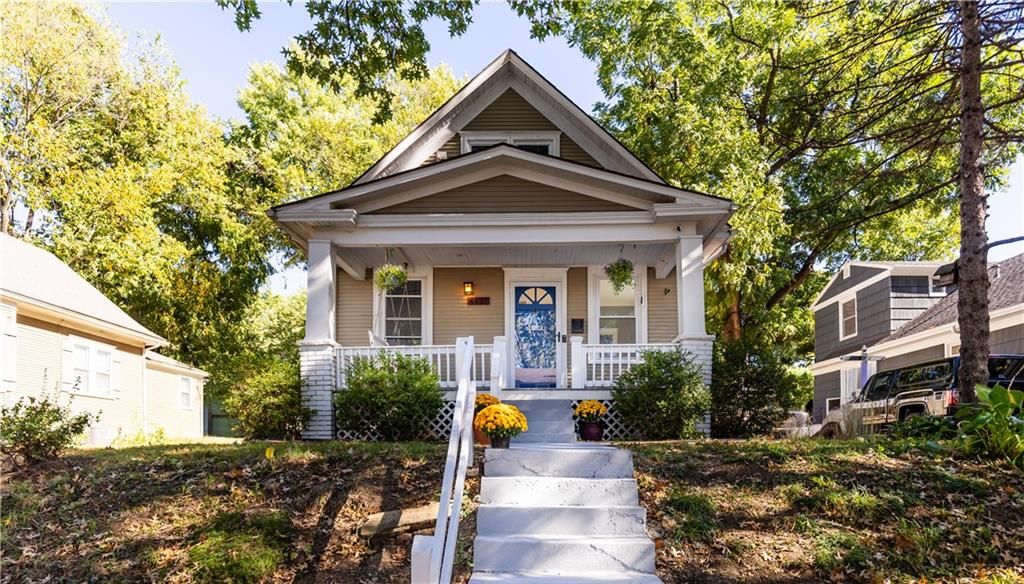 4627 Fairmount Avenue, Kansas City, MO 64112