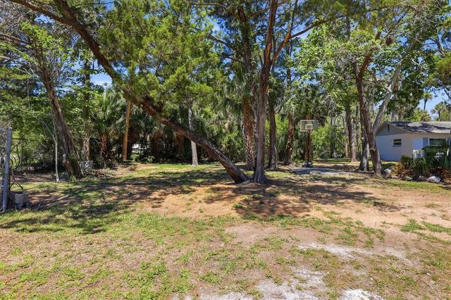 6240 COLONY CIRCLE, Weeki Wachee, FL 34607