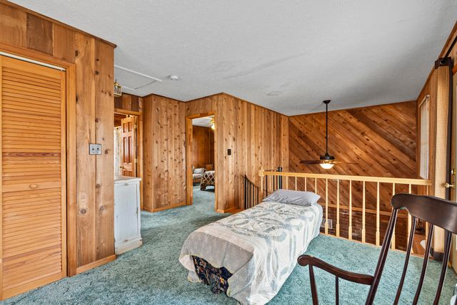 1392 Hermitage CIR, Huddleston, VA 24104