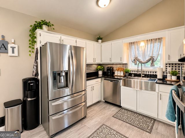 5070 SW Kerry Drive, Atlanta, GA 30331