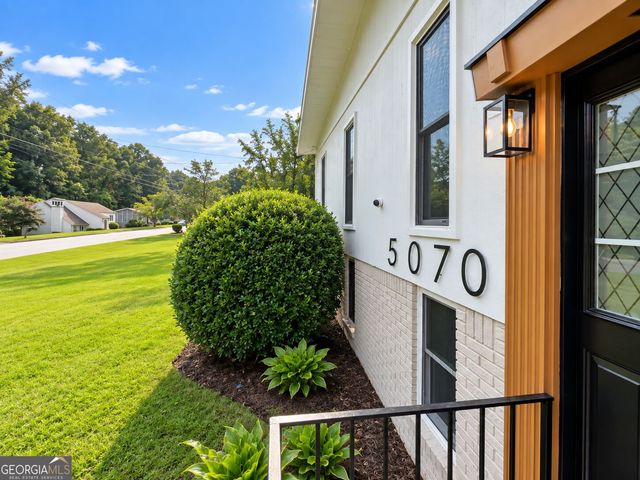 5070 SW Kerry Drive, Atlanta, GA 30331