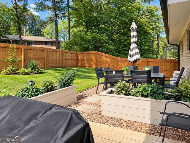 5070 SW Kerry Drive, Atlanta, GA 30331