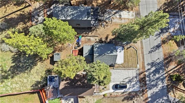 42672 Cougar Road, Big Bear Lake, CA 92315