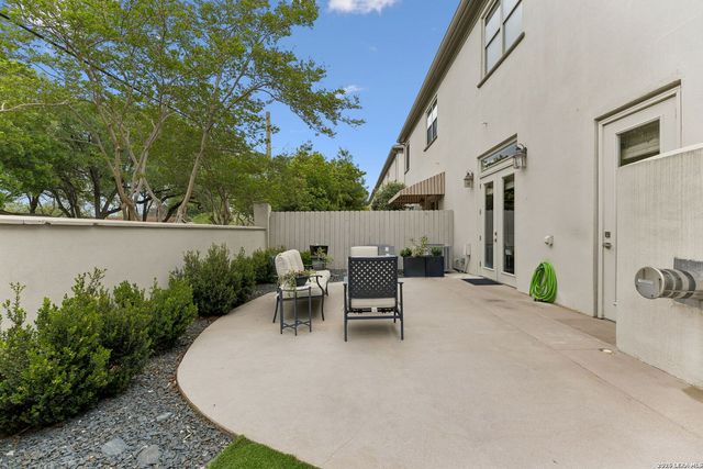 8127 N New Braunfels Ave Apt 701, San Antonio, TX 78209