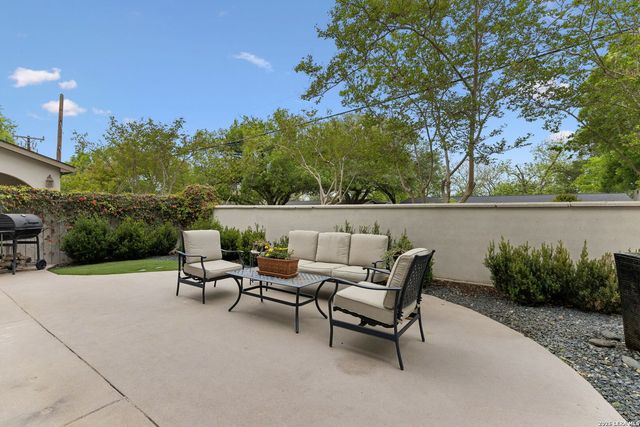 8127 N New Braunfels Ave Apt 701, San Antonio, TX 78209