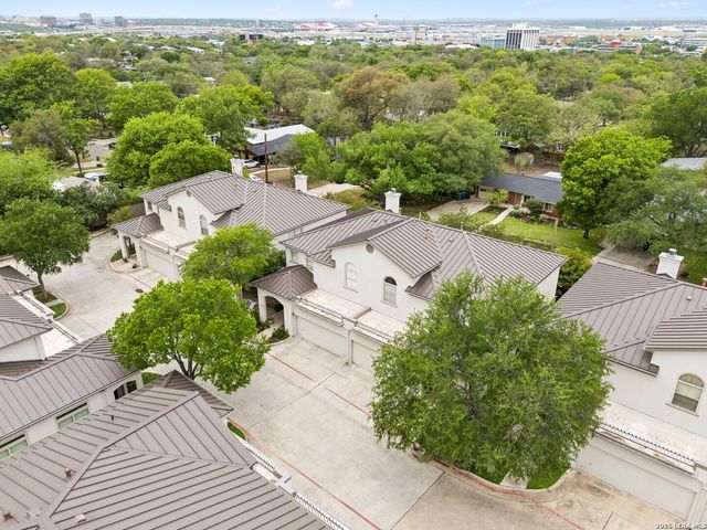 8127 N New Braunfels Ave Apt 701, San Antonio, TX 78209