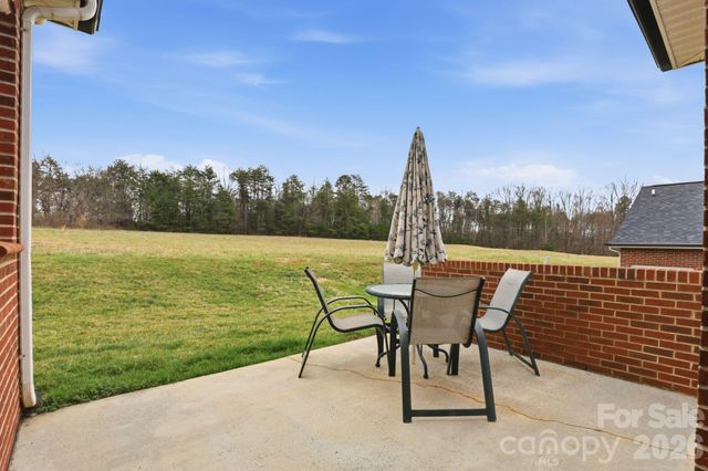3900 Azalea Trail, Denver, NC 28037