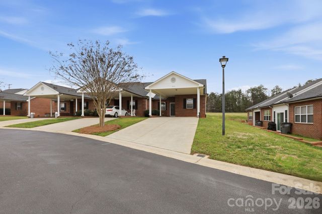 3900 Azalea Trail, Denver, NC 28037
