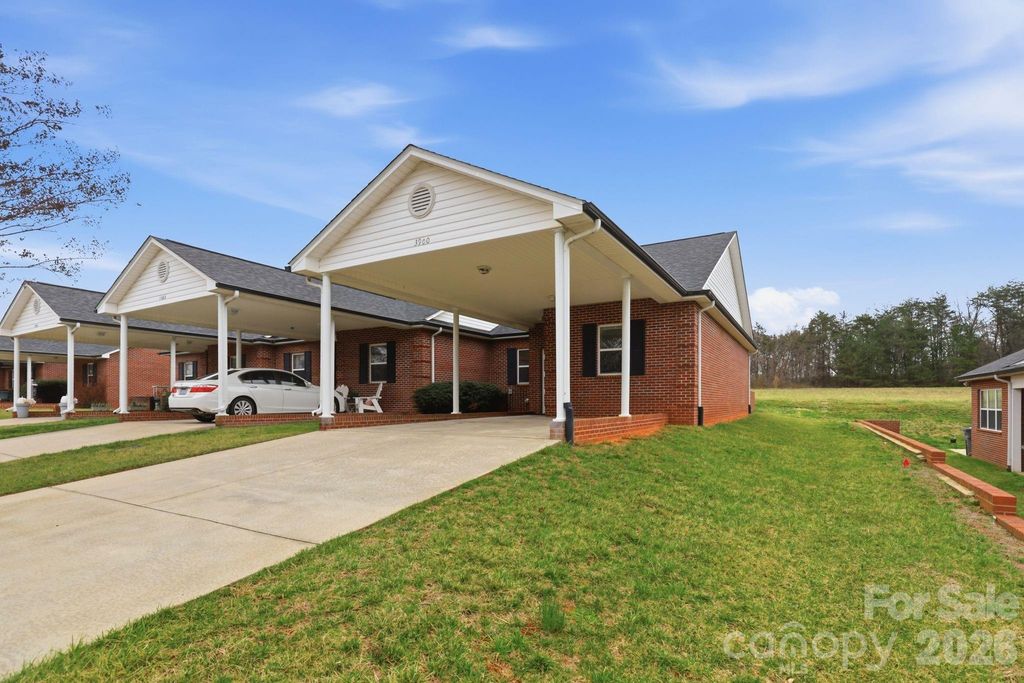 3900 Azalea Trail, Denver, NC 28037