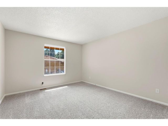240 Bennington Dr, Colorado Springs, CO 80906