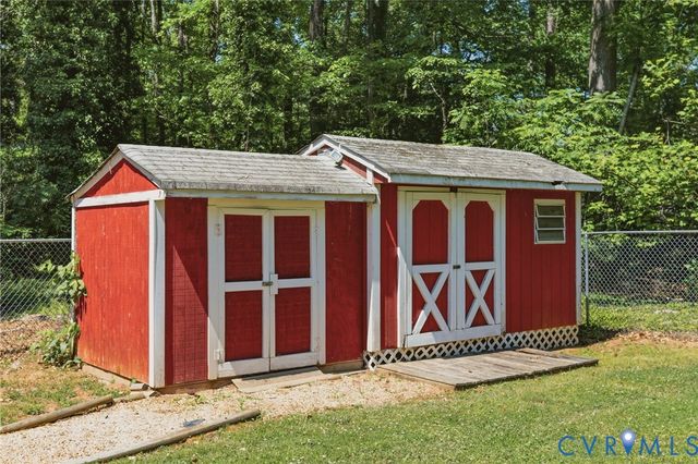 12205 Howards Mill Rd, Rockville, VA 23146