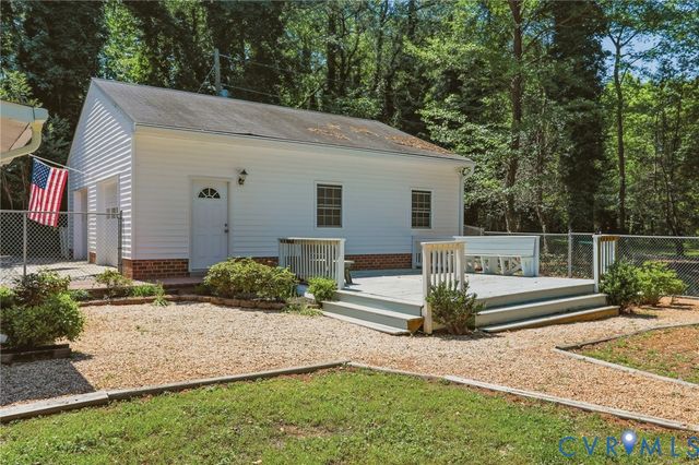 12205 Howards Mill Rd, Rockville, VA 23146