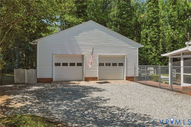 12205 Howards Mill Rd, Rockville, VA 23146