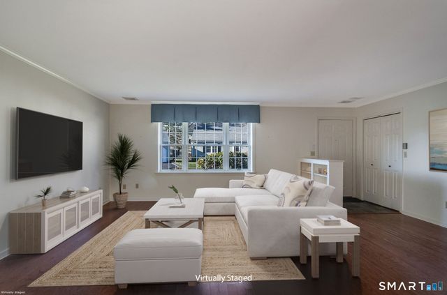 1 Downing Way 1, Madison, CT 06443