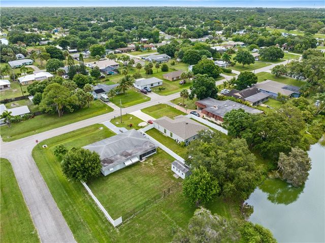 7907 Sebastian Road, Fort Pierce, FL 34951