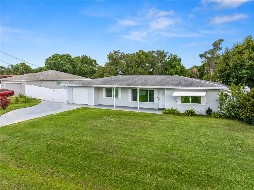 7907 Sebastian Road, Fort Pierce, FL 34951