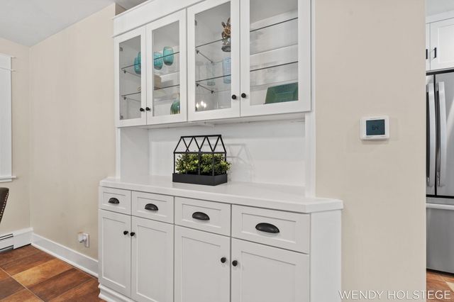 713 N Shore Drive, Park Twp, MI 49424