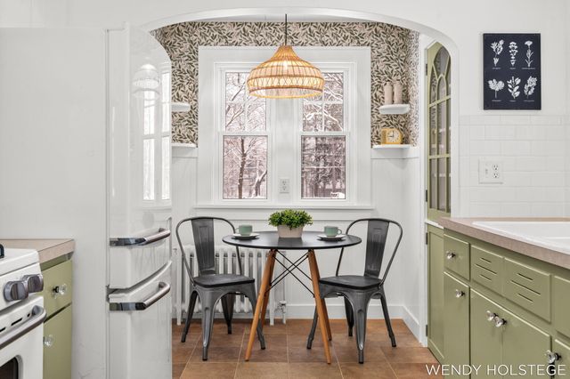 713 N Shore Drive, Park Twp, MI 49424