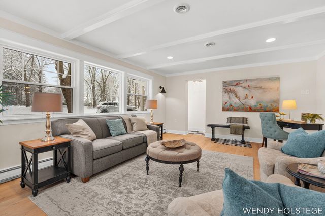 713 N Shore Drive, Park Twp, MI 49424