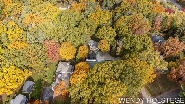 713 N Shore Drive, Park Twp, MI 49424