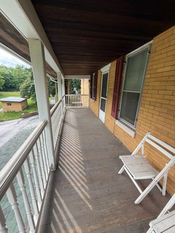 26 N 2ND ST, Highspire, PA 17034