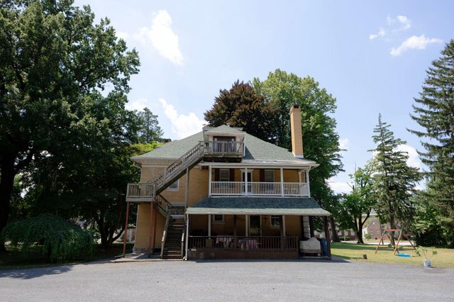 26 N 2ND ST, Highspire, PA 17034