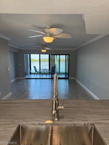 894 Buttonwood DR # 115, Fort Myers Beach, FL 33931