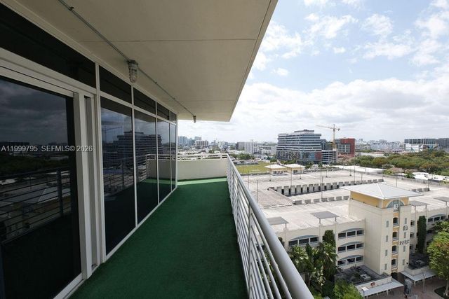 3250 NE 1st Ave PH1115, Miami, FL 33137