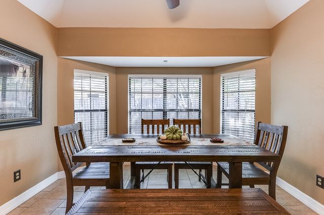 3821 Devonaire Drive, Fort Worth, TX 76008
