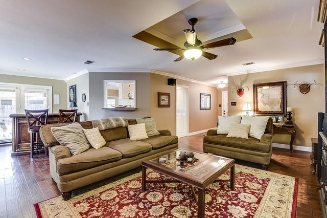 3821 Devonaire Drive, Fort Worth, TX 76008